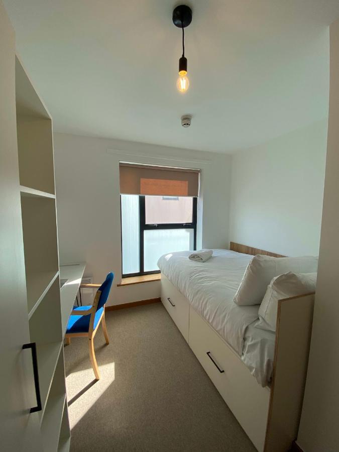 Regency Hall Smart Cheltenham Ensuite Rooms C ภายนอก รูปภาพ
